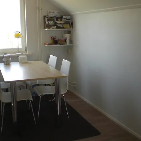 Alojamento de Acomodação e Pequeno-almoço De Rivierduin 3*