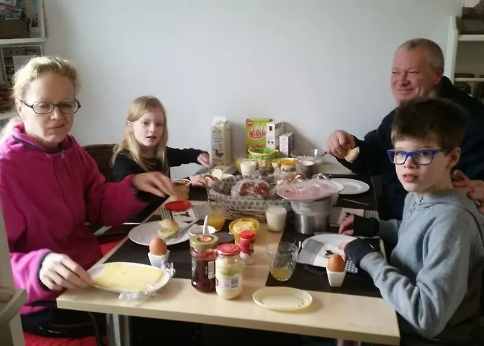 Frühstückspension De Rivierduin 3*